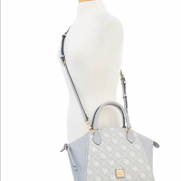 🔥🔥👜👜New 🔥🔥☀️ Dooney & Bourke 🔥🔥🔥👜🥰 - Picture 2 of 6